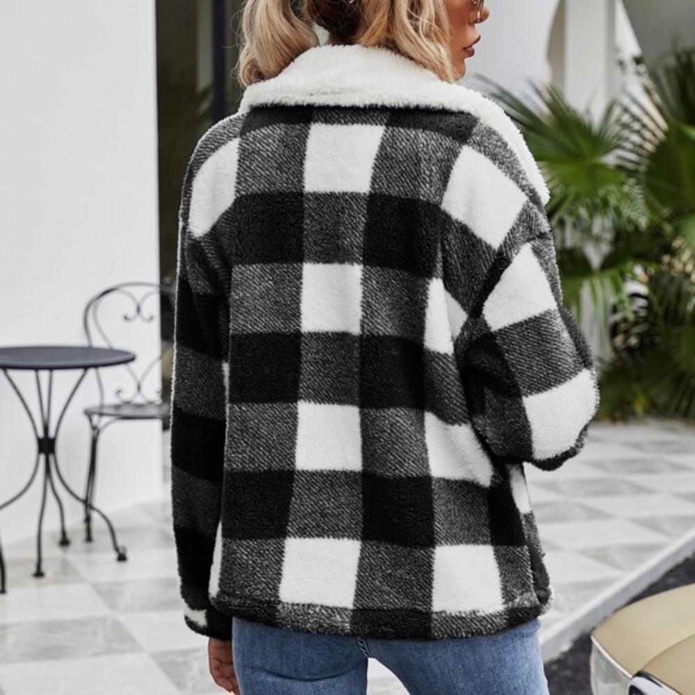 Black plaid collar pocket Teddy Jacket Shacket - Picture 8 of 10